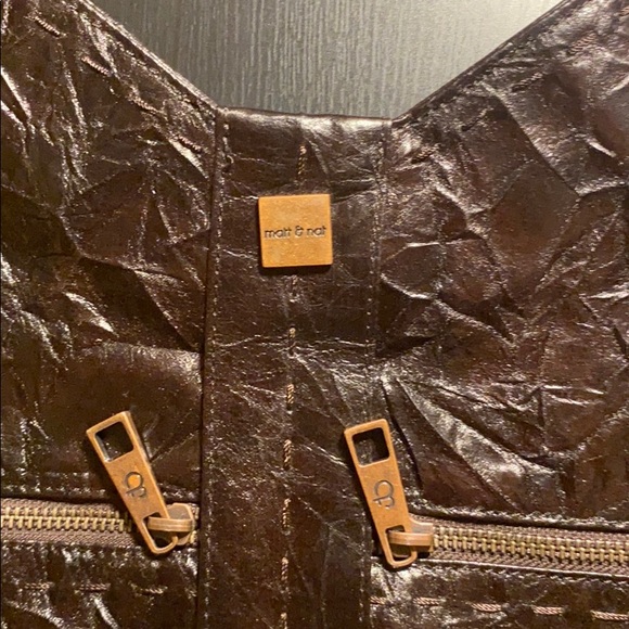 Brand New Matt and Nat Crinkle Vegan Leather Bag - Picture 4 of 5
